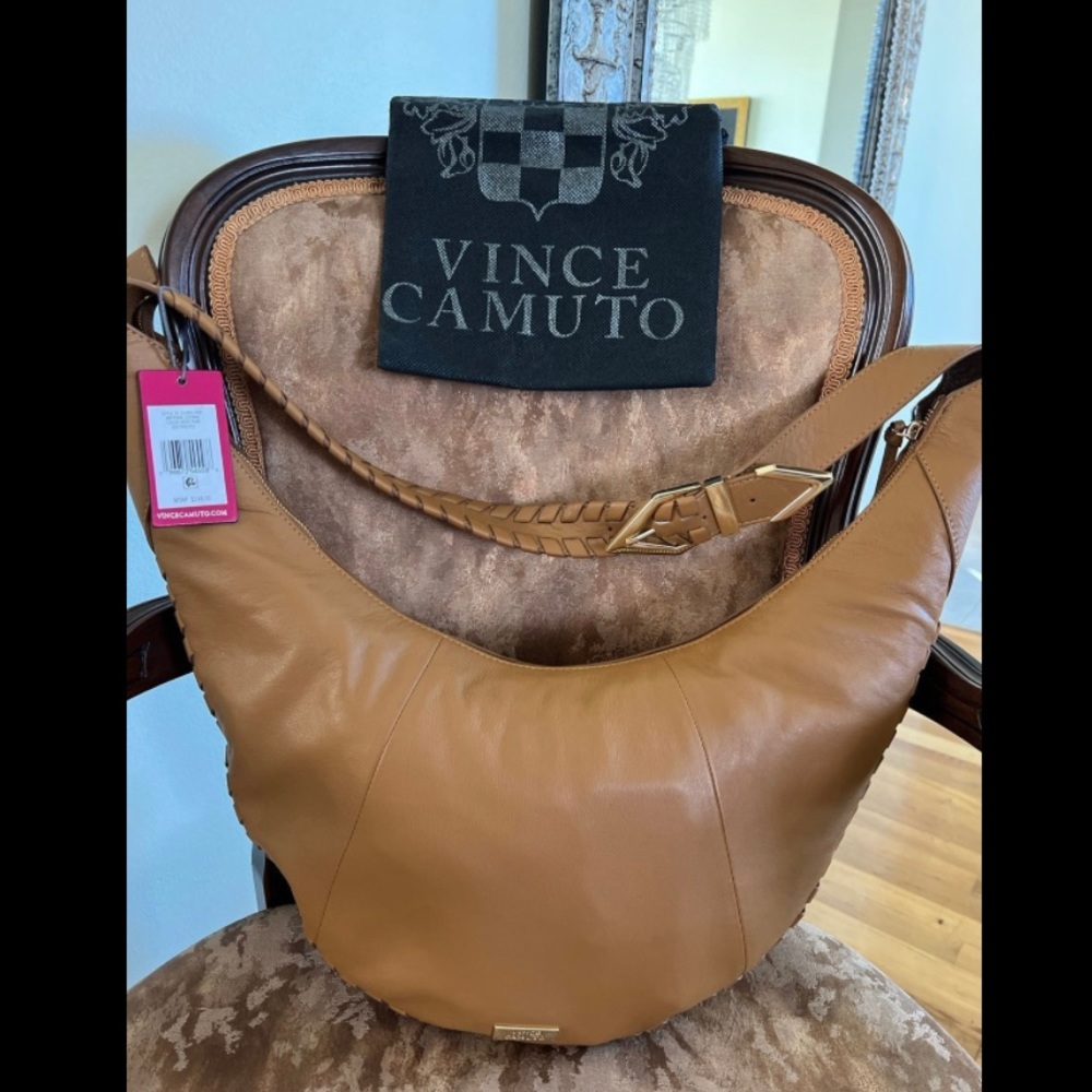 New Vince Camuto, Genuine leather shoulder bag